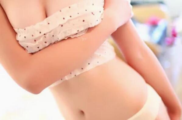 丰满胸部写真集