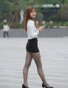 美女身材性感凹凸有致